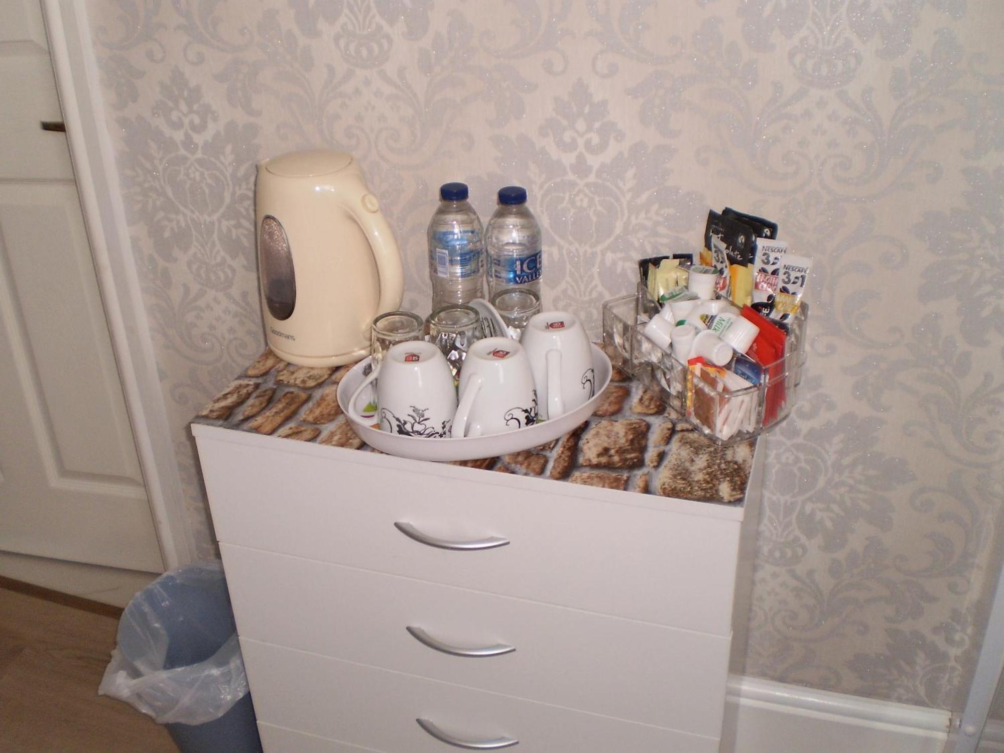 Sportsmans Lodge Bed And Breakfast Amlwch Habitación foto