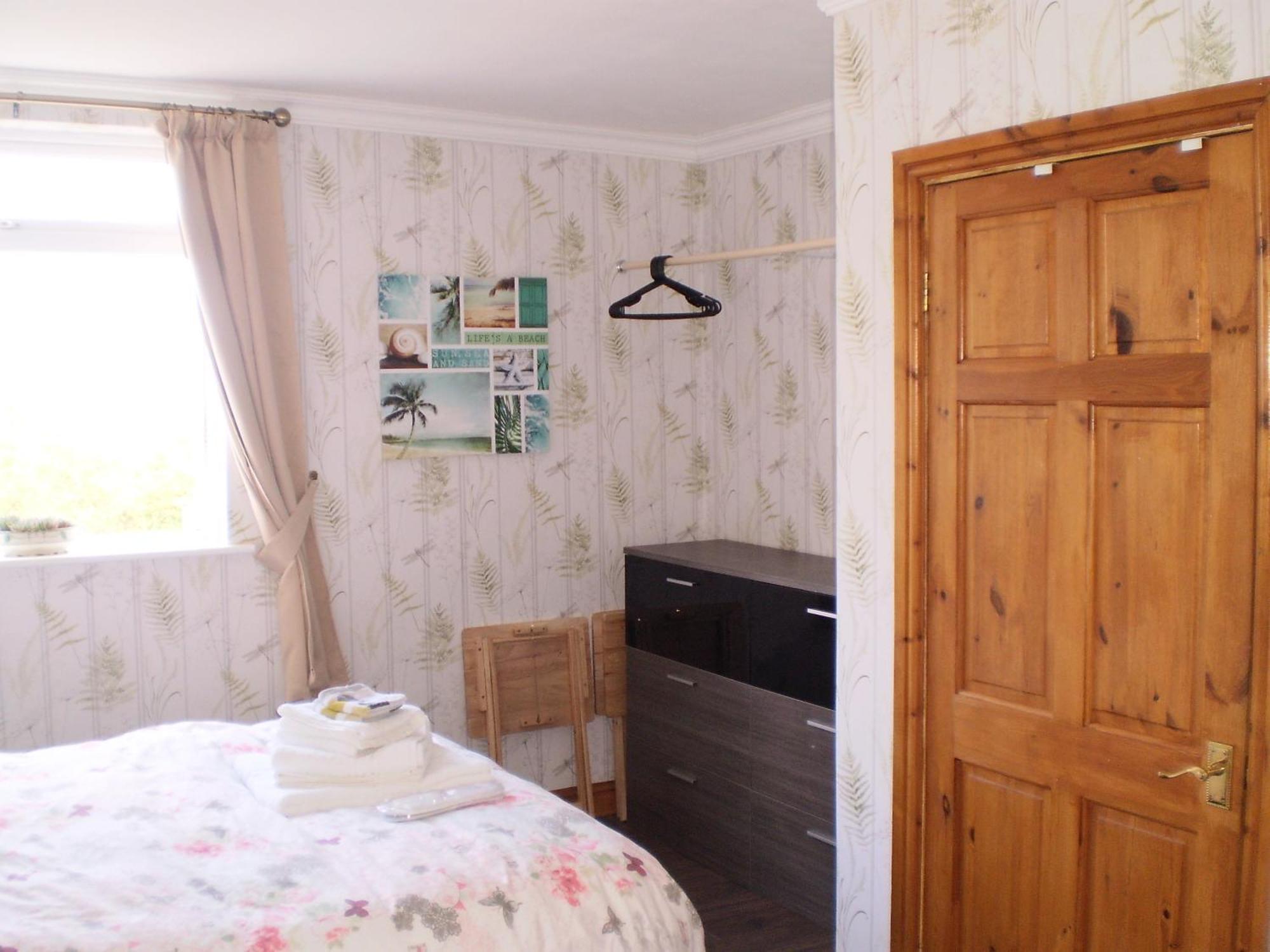Sportsmans Lodge Bed And Breakfast Amlwch Habitación foto